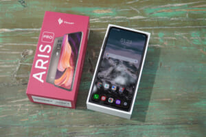 Trên tay Vsmart Aris Pro: Đỉnh cao công nghệ giúp camera ẩn dưới màn hình, đây còn là mẫu smartphone cao cấp nhất mà Vsmart từng ra mắt