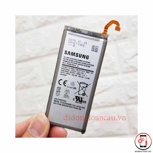 Thay pin Samsung J8